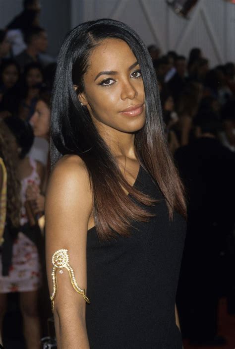 Aaliyah Mtv Movie Awards 2000 Celebmafia