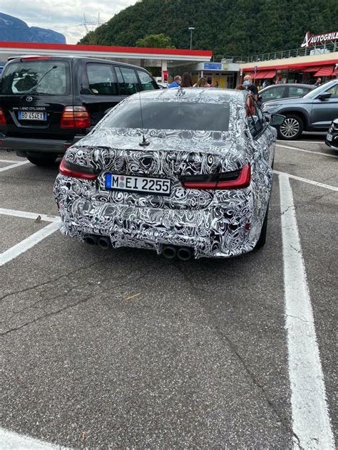 Găsește acest pin și încă altele în cars de la aly. Upcoming 2021 BMW M4 G82 noticed in Frozen Blue - myelectriccarsworld.com - Complete car Wolrd