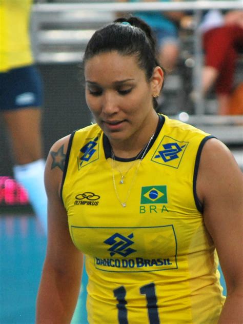 Tandara alves caixeta (born brasilia, 30 october 1988) is a brazilian professional volleyball player. Tandara Caixeta - Wikipédia, a enciclopédia livre