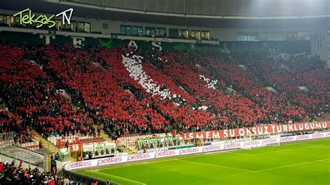 Bursaspor ile ilgili türkiye ve dünyadan tüm haberleri, fotoğraf ve videoları en kısa süre içerisinde taraftarlara ulaşmasını sağlayan taraftar sitesi. Bursaspor Koreografi - Bin Cihana Değişmem Şu Öksüz ...