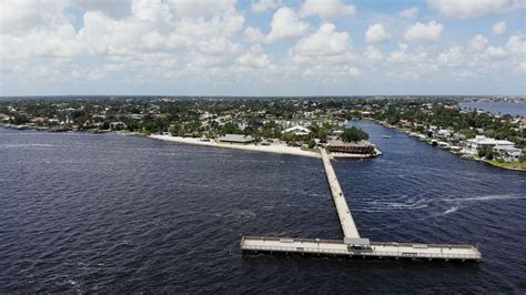 Cape Coral Yacht Club - Come enjoy the beachfront center for Cape Coral