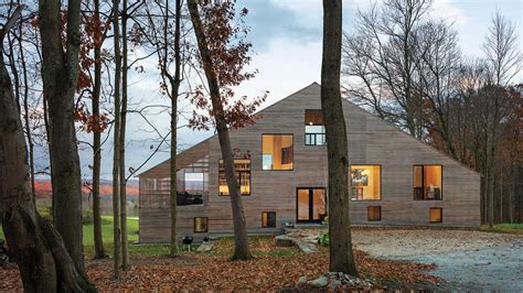 A Barn Inspired House By Narchitects Hugs The Trees In Upstate New York