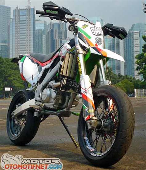 Motor sport galeri foto modifikasi motocross terkeren hdlanjutkan membaca 15 Gambar Modifikasi Kawasaki KLX 150 dan D'tracker 150 ...