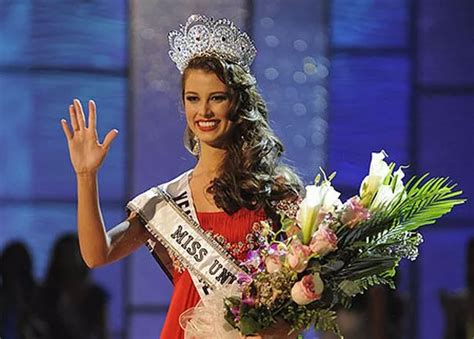 Top 10 Reasons Why Venezuela Has The Most Beauty Pageant Winners