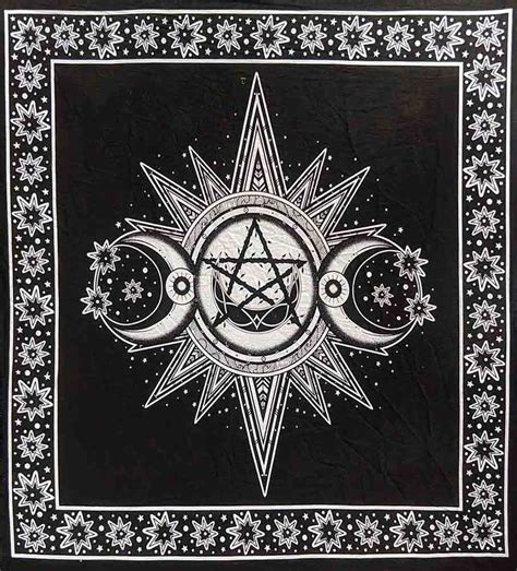 Pagan Triple Moon Pentagram Altar Cloth 105x105cm Pagan And Wicca Supplies