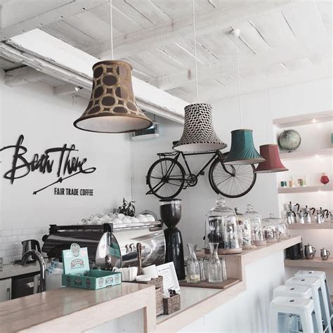 About an hour from the centre of cape town, the seaside town of kalk bay is charming for a number of reasons: Top 20 Coffee Shops in Cape Town 2017. - Afristay Travel Blog