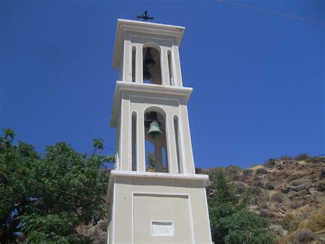 Ένας τόπος προς τιμήν της αγίας μαρκέλλας, που συγκεντρώνει κάθε χρόνο χιλιάδες προσκυνητές στα μέσα του καλοκαιριού. Ιδιωτική Οδός: ΣΤΗΝ ΑΓΙΑ ΜΑΡΚΕΛΛΑ ΤΗΣ ΧΙΟΥ ΑΝΗΜΕΡΑ ΤΗΣ ...