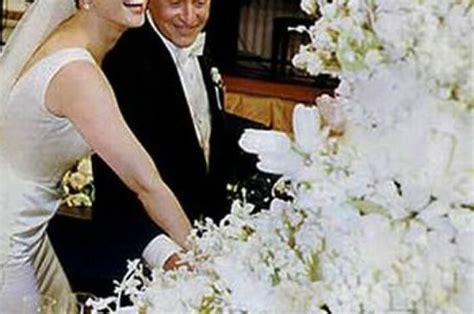 16 Outrageous Celebrity Wedding Cakes Slideshow Celebrity Weddings