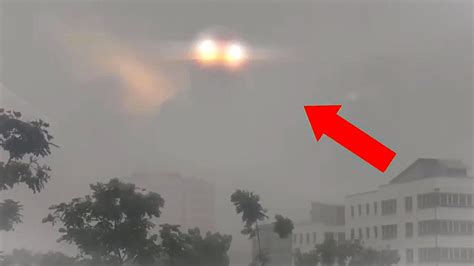 Unexplained Mysteries In The Sky Caught On Camera Youtube