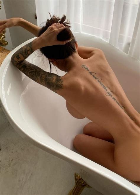Leaked private photos of Alena Omovych sex hot tapes from Onlyfans без