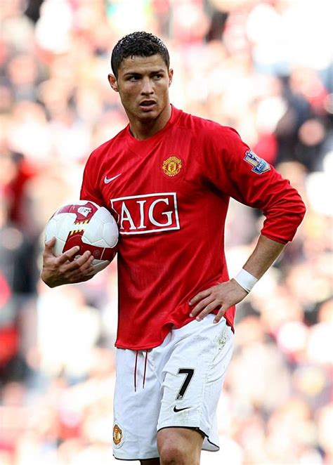 Cristiano ronaldo muhtemelen manchester united ile yeniden anlaşıyor. 7 great Manchester United number sevens | Guernsey Press