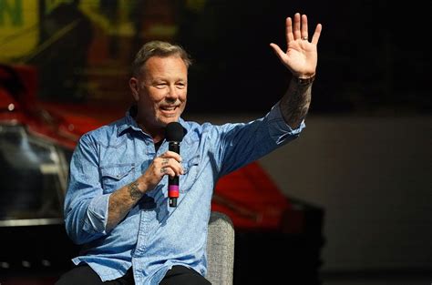 Иван балашов 03.08.2016 7 335 в этом материале: Metallica Singer James Hetfield Plays First Show Since ...