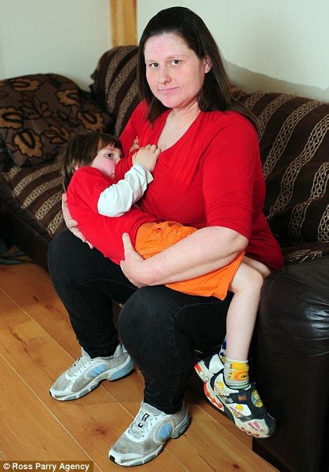I M Doing Nothing Wrong Mother Defends Decision To Breastfeed Five Year Old Son And Other
