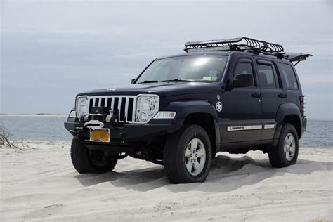 Besides making your truck look great, a jeep liberty lift kit provides additional ground clearance, as well as the ability to fit larger wheels and tires under the wheel wells. 2008 - 2012 Custom Off-Road Jeep Liberty | Jeep liberty ...