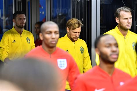 From his wife or girlfriend to things such as his tattoos, cars, houses, salary & net worth. Emil Forsberg förlusten: Vill hem till min fru och försöka ...