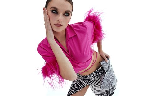 Barbiecore The Spring Summer 2023 Trend That Goes Beyond The Pink Color Thedoublef