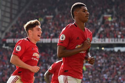 Rodgers' hosts had slightly more possession but united, who have the best away record in the division, managed to produce one more shot. Man Utd vs Leicester, LIVE stream online: Premier League ...