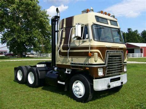 17 Best Images About Trucks Cabover Classic On Pinterest Semi Trucks