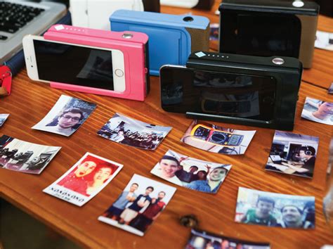 case transforma smartphone em camera polaroid  revela