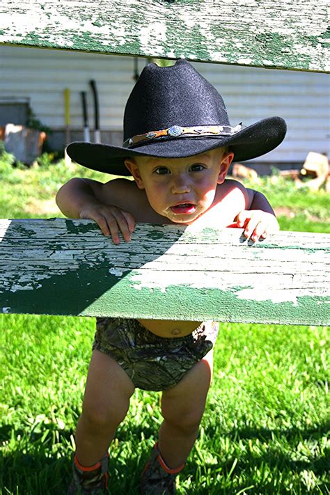 Baby cowboy | Baby cowboy, Cowboy hats, Cowboy