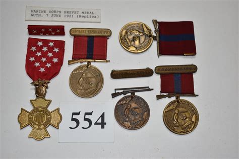Lot 5 Usmc Medals