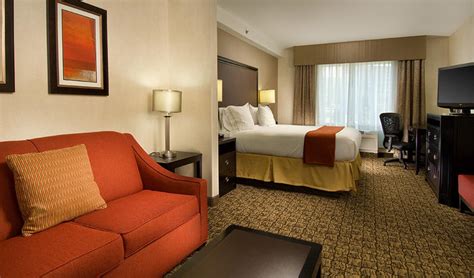 Holiday Inn Express And Suites Alexandria Fort Belvoir