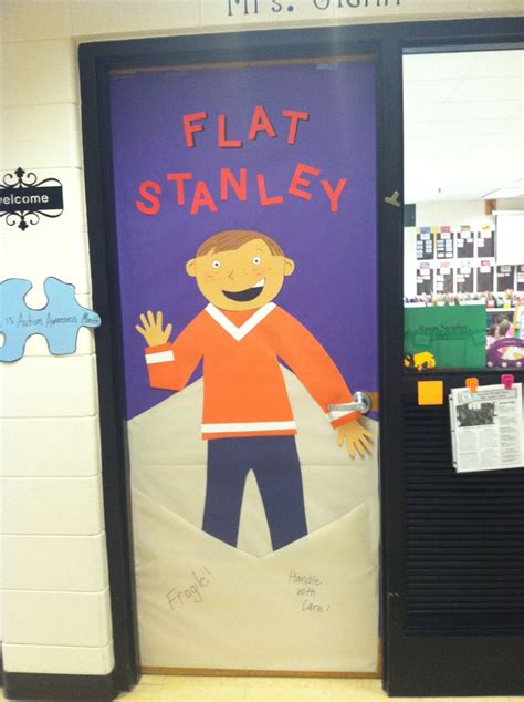 Flat Stanley classroom door, definitely doing this! | Flat stanley ideas, Flat stanley, Dramatic 