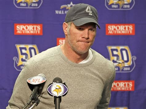 Say Cheese 👄🧀 On Twitter 😳 Brett Favre Is Suing Shannon Sharpe And Pat Mcafee For
