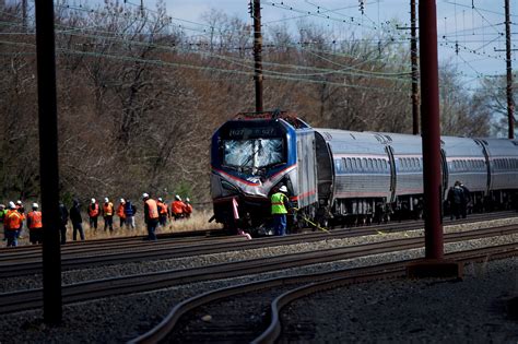 Amtrak Train Crash Leaves 2 Dead Officials Say The New York Times
