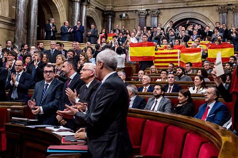 Catalonia Lawmakers Approve Resolution For Secession Process From Spain Wsj