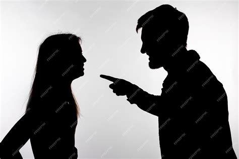 Premium Photo Man And Woman Face To Face Screaming Shouting Each Other Dispute Silhouette