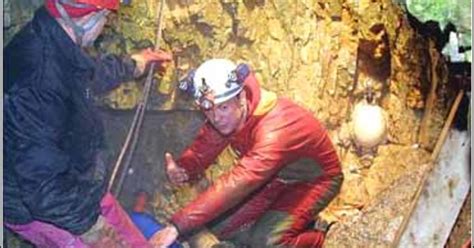 8 Trapped In Flooded Cave Rescued Cbs News
