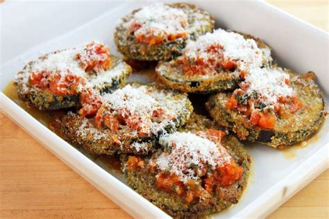 Ricette di cucina italiana e dal mondo con video e con foto passo passo di ogni fase di peparazione, ricette di cucina tradizionale le foto di cucina presenti sul sito sono in vendita con licenza d'uso. Melanzane gratinate: la ricetta del contorno sfizioso ...