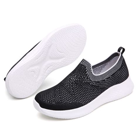 New Women Casual Breathable Non Slip Mesh Cloth Slip On Sneakers