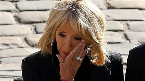 Son astuce préférée pour paraître quelques années de secret de beauté de brigitte macron: Brigitte Macron hospitalisée: retour sur ce scandale qui a ...