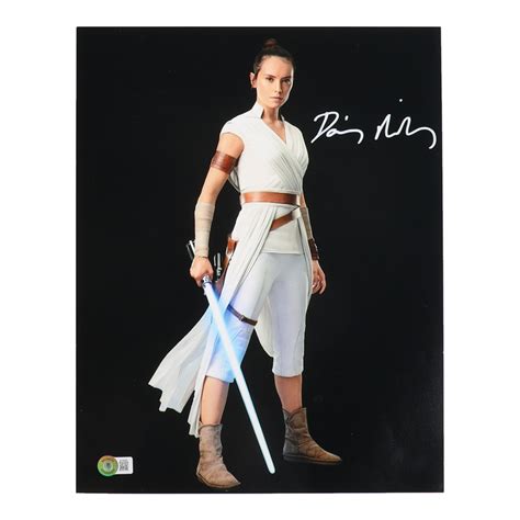 Daisy Ridley Signed Star Wars The Force Awakens 11x14 Photo Beckett