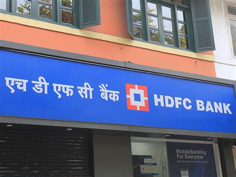 Hdfc bank commenced operations as a scheduled commercial bank in january 1995. HDFC Bank Sacks Six Officials Following Internal Probe ...