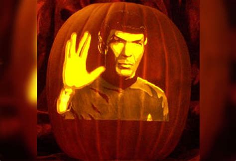 Starfleets Finest Star Trek Pumpkin Carving Ideas Treknewsnet