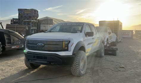 Modified Saleen Ford F 150 Lightning Appears At Historic Off Road Race