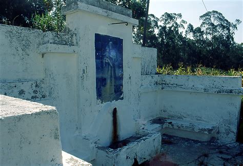 Painel De Azulejos Na Fonte De Santo Ant Nio Fonte