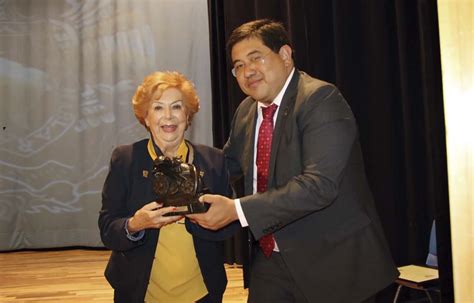 Join facebook to connect with rosa maría pérez and others you may know. Homenaje de la UNAM a la Preparatoriana Rosa María Guerra ...