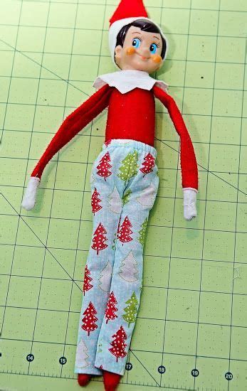 Free Elf On The Shelf Clothing Patterns And Accessories Patchwork Posse Elf On The Shelf