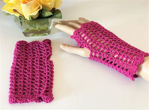 Crochet Fingerless Gloves Valentine T Lace Gloves Pink Cotton