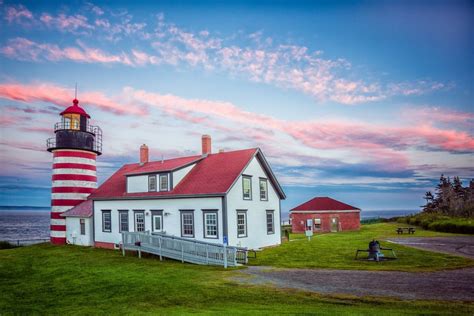 The 10 Best Maine Lighthouses To Visit Maine Lighthouses Cool Places