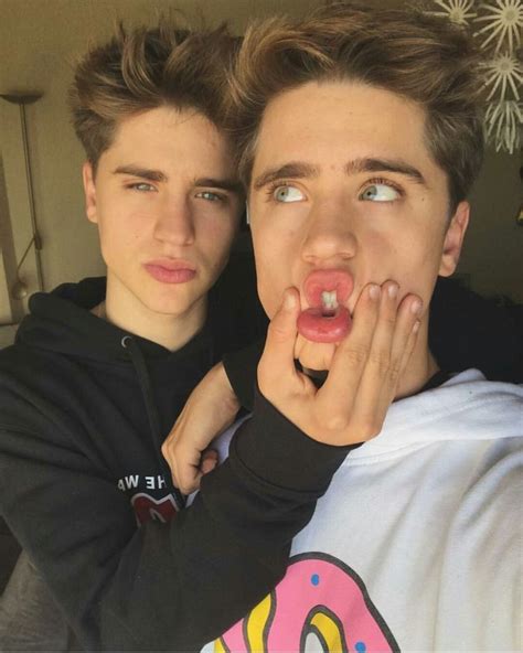 The Martinez Twins Are Way Too Wow To Be True Guysss Pinterest