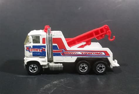 1983 Hot Wheels Rig Wrecker Steves Towing Tow Truck Die Cast Toy Car