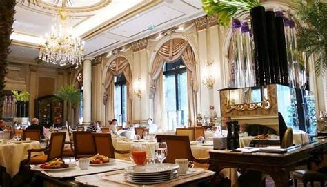 The 10 Most Romantic Restaurants In Paris You Should Visit In 2023