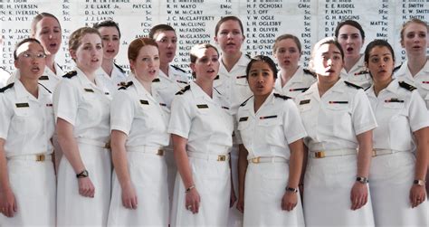 Women In The Navy Transcend Traditional Roles Women Navy