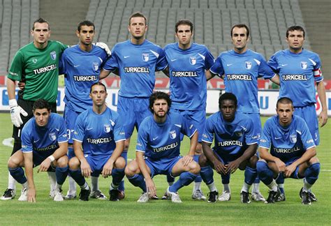 Ankaraspor futbol kulubü resmi facebook sayfası. Ayaktakiler Oturanlar | Ankaraspor 2008-2009