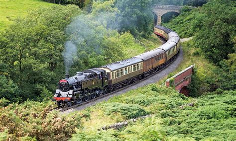 Full Steam Ahead The North Yorkshire Moors Railway Discover Britain